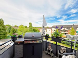 Sonnenbalkon mit Ausblick und Grillmöglichkeit