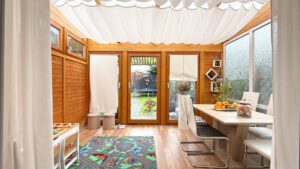 Wintergarten als lichtdurchflutete Erweiterung des Wohnraums