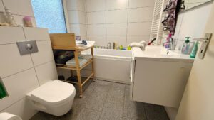 Tageslichtbad im Erdgeschoss