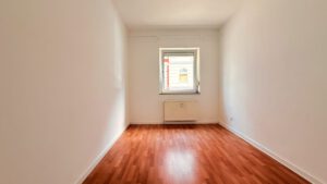 Flexibles Zimmer für Kind, Arbeit oder Gäste